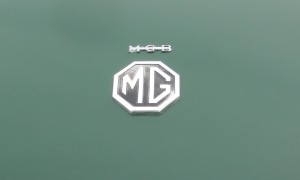1504884219963-1979-MGB-V8-Roadster_16