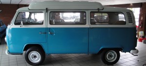 1505559596576-1971-Volkswagen-T2-Camper-Van-Dormobile_2