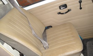 1505559668505-1971-Volkswagen-T2-Camper-Van-Dormobile_34