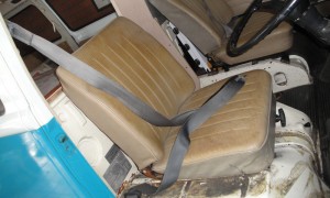 1505559668505-1971-Volkswagen-T2-Camper-Van-Dormobile_35