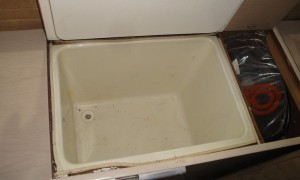 1505559668505-1971-Volkswagen-T2-Camper-Van-Dormobile_37