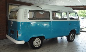 1505559668505-1971-Volkswagen-T2-Camper-Van-Dormobile_7