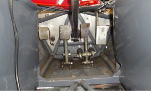 LOT 70 - 1970 CHEVRON FORD B17C FORMULA 2 RACING SINGLE-SEATER_0010_Layer 11